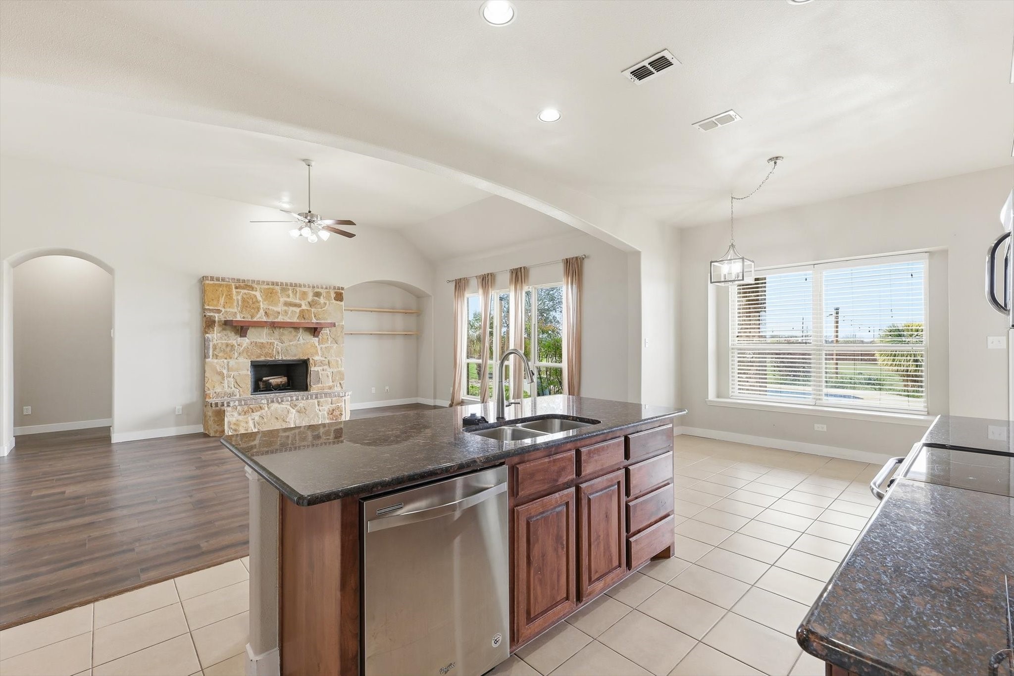 105 Devonshire Drive Waxahachie TX 75167