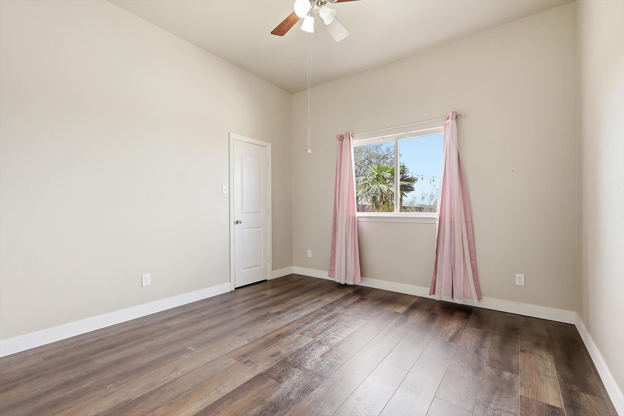 105 Devonshire Drive Waxahachie TX 75167