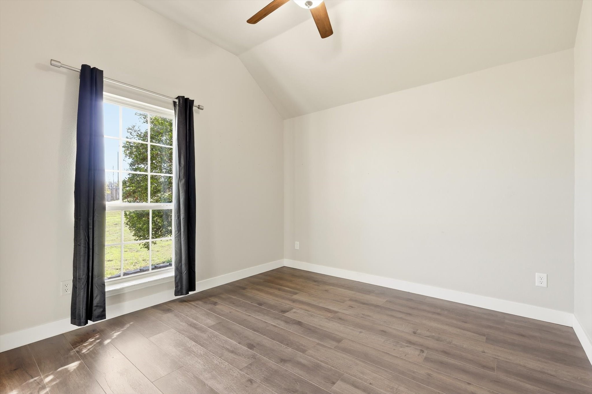 105 Devonshire Drive Waxahachie TX 75167