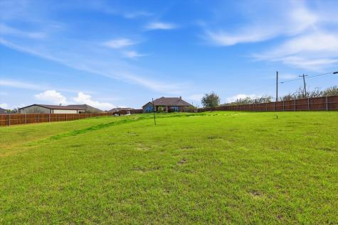 105 Devonshire Drive Waxahachie TX 75167
