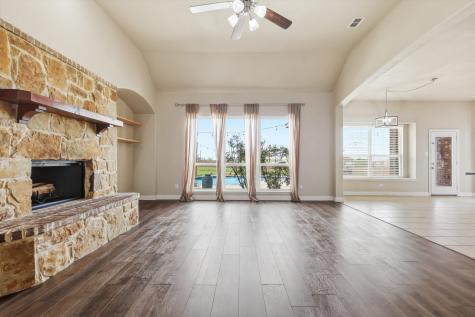 105 Devonshire Drive Waxahachie TX 75167