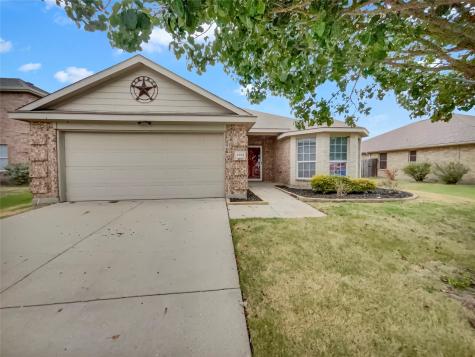 2812 Mockingbird Street Royse City TX 75189