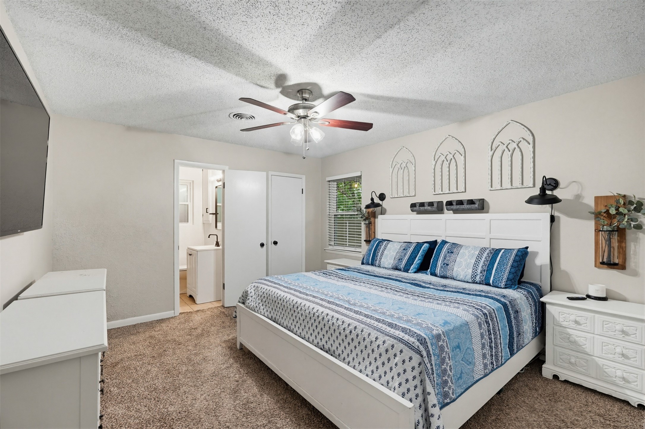 5729 Wedgmont Circle N Fort Worth TX 76133
