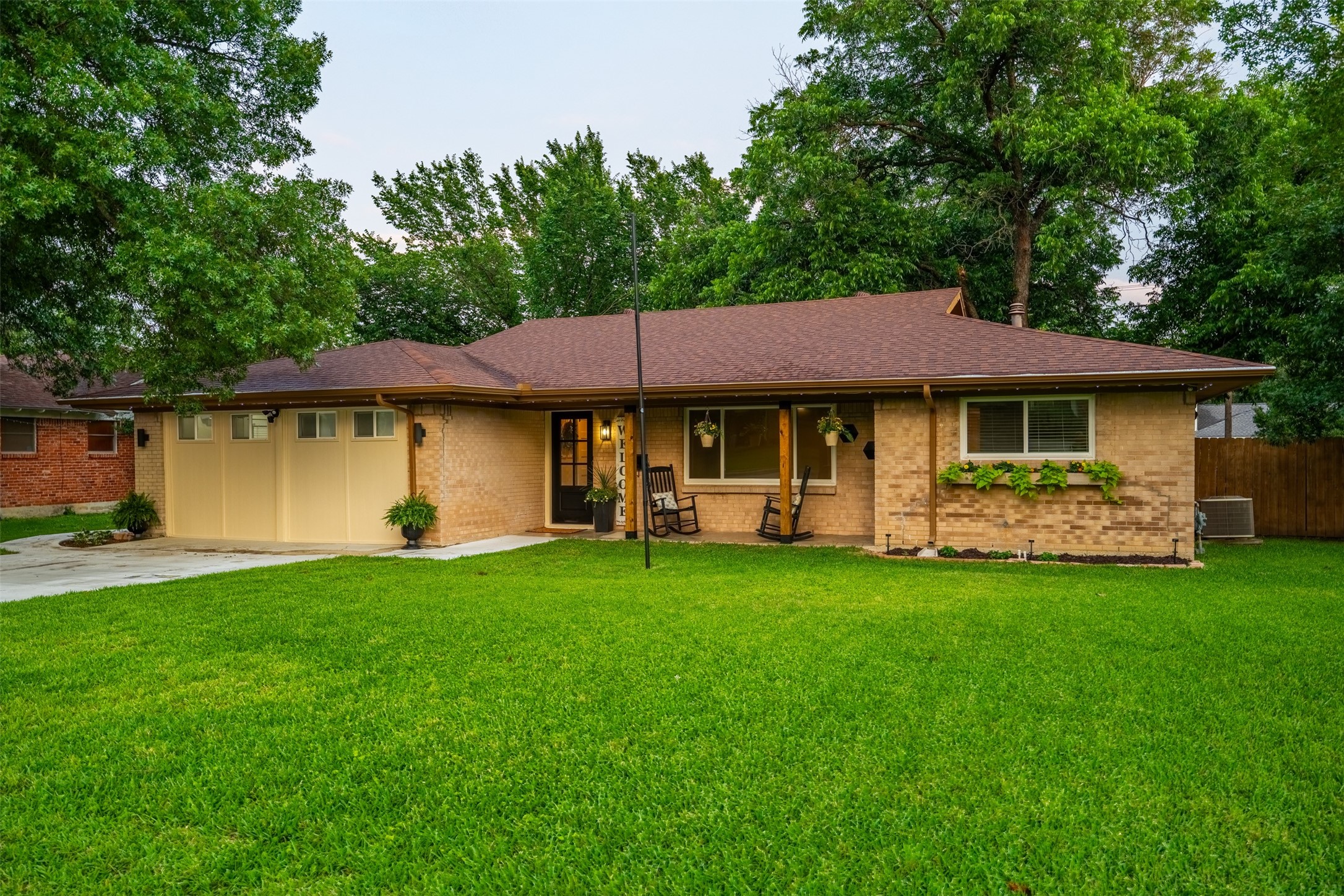 5729 Wedgmont Circle N Fort Worth TX 76133