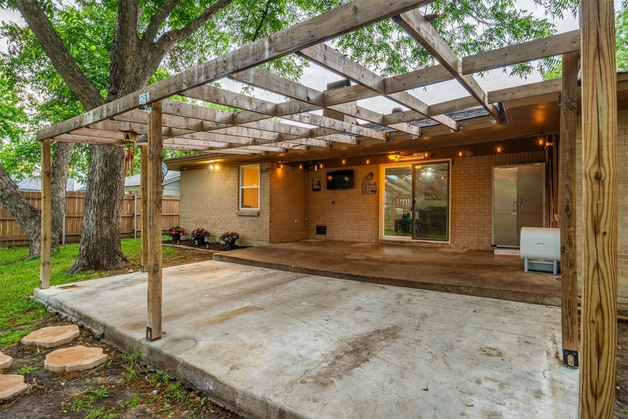 5729 Wedgmont Circle N Fort Worth TX 76133