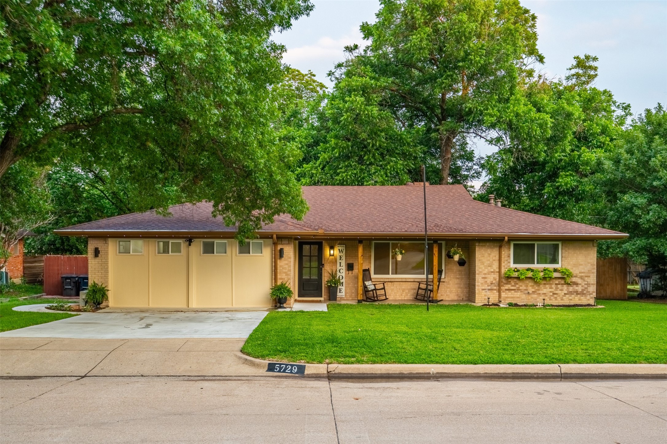 5729 Wedgmont Circle N Fort Worth TX 76133