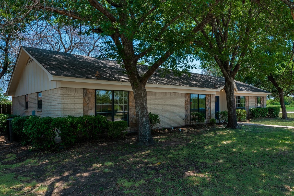 100 Mockingbird Lane Hillsboro TX 76645