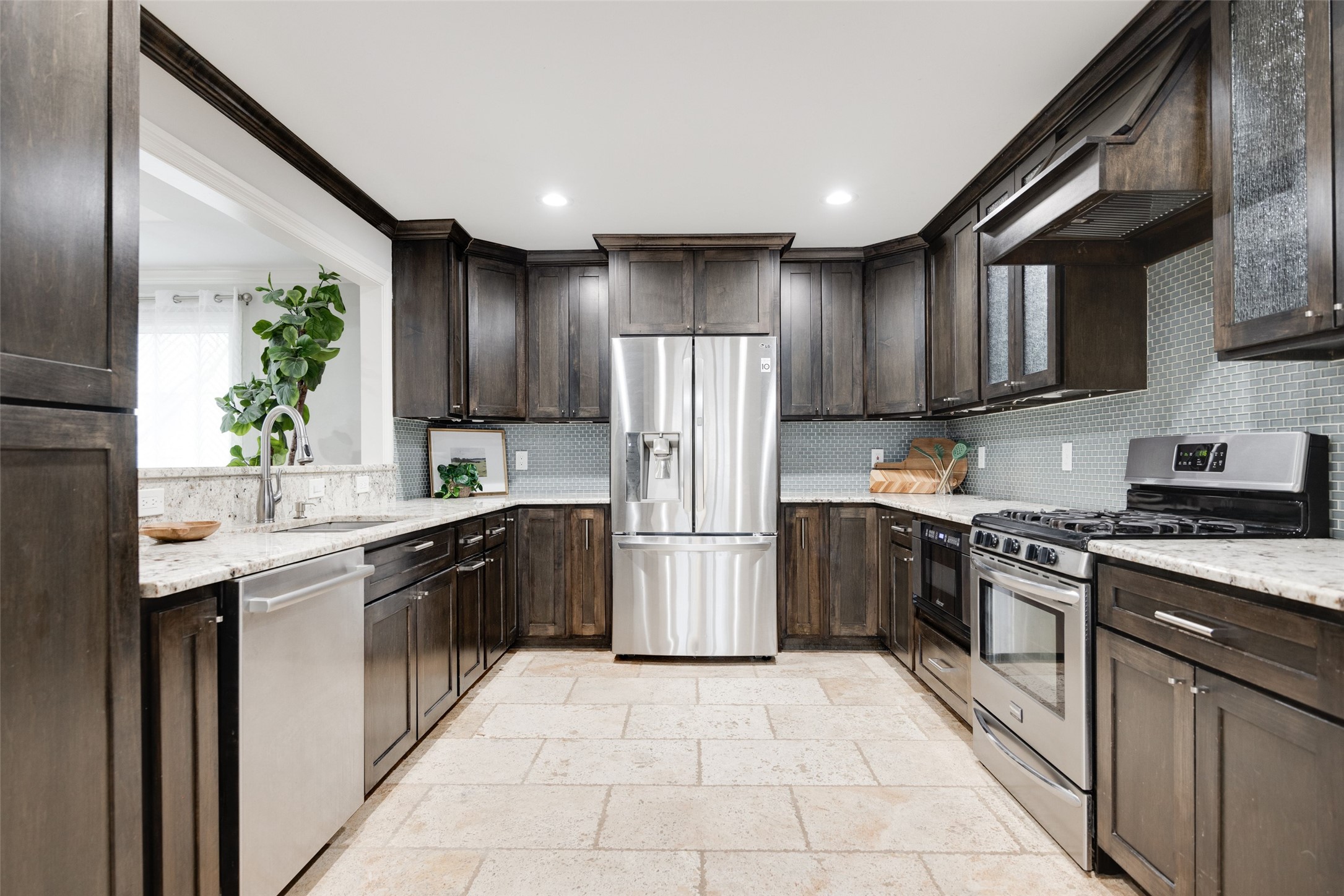 616 Winchester Drive Richardson TX 75080