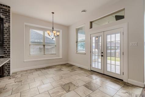 138 Fairweather Drive Burleson TX 76028
