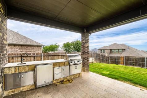 138 Fairweather Drive Burleson TX 76028
