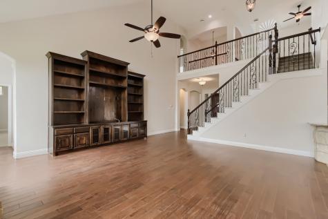 138 Fairweather Drive Burleson TX 76028