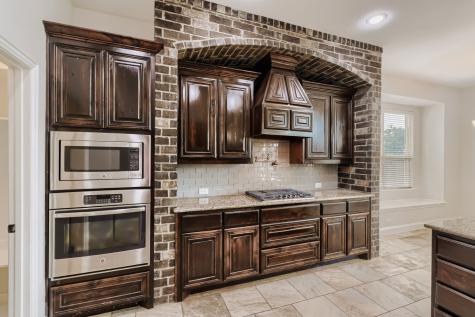 138 Fairweather Drive Burleson TX 76028