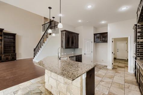 138 Fairweather Drive Burleson TX 76028
