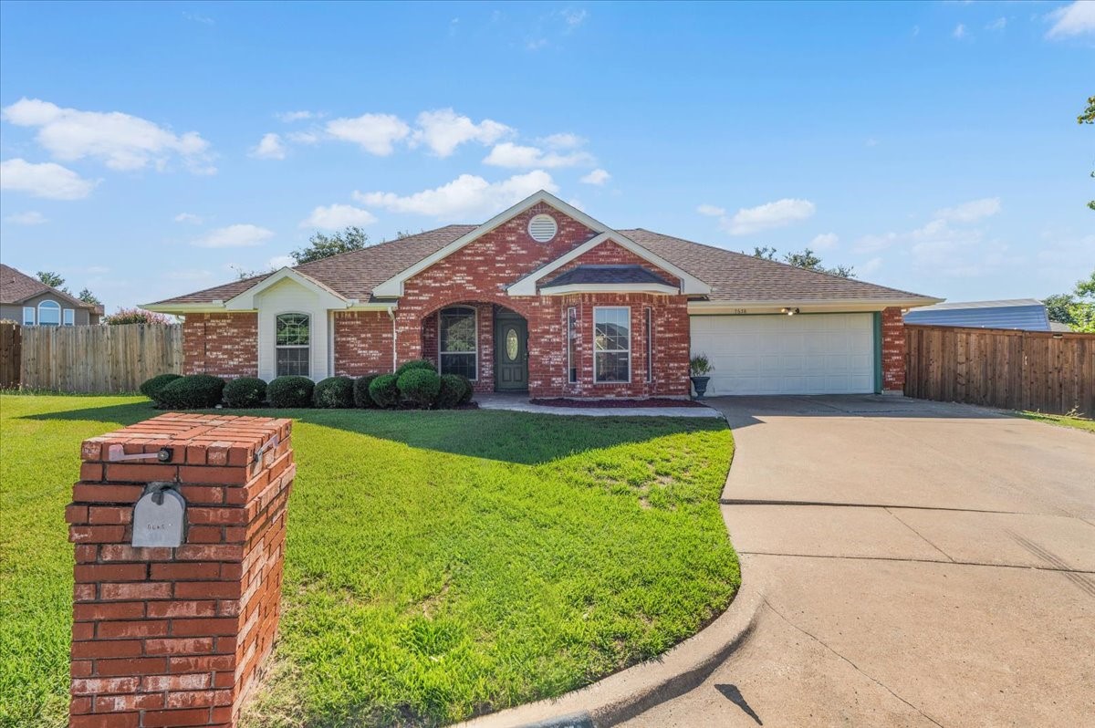 7658 Moss Court North Richland Hills TX 76182