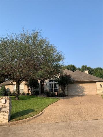 1511 Creekside Circle Mansfield TX 76063