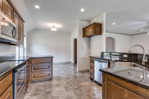 1258 Newcastle Drive Weatherford TX 76086