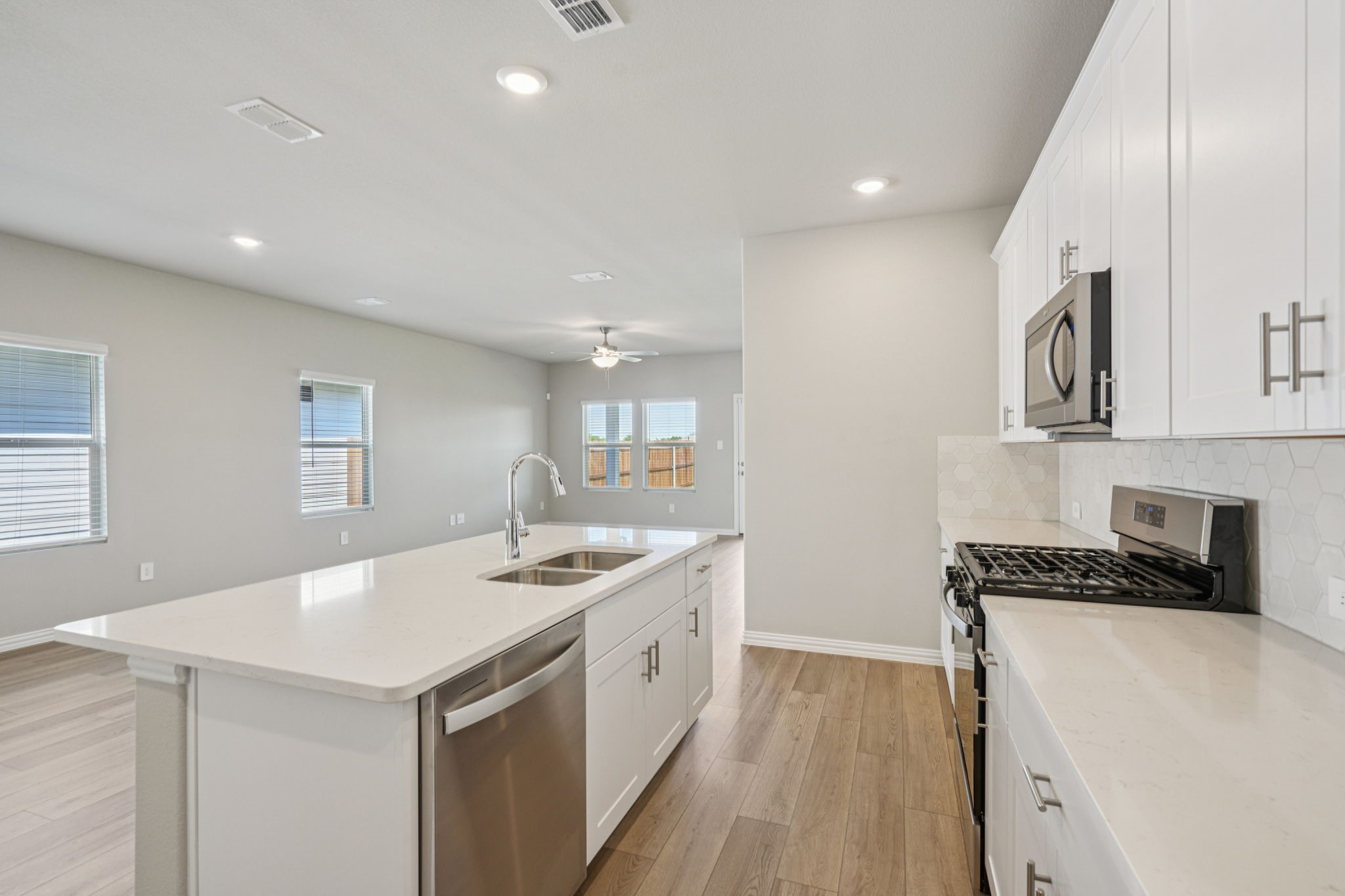 1414 Bridgestone Drive Princeton TX 75071