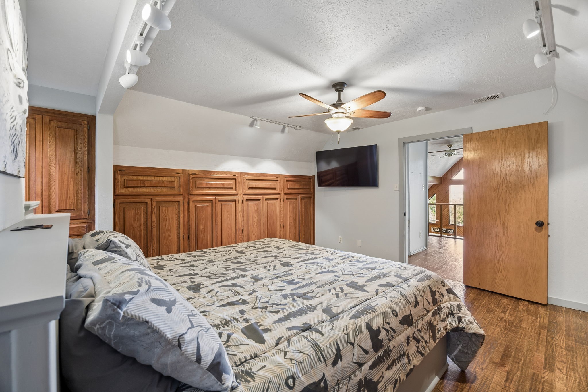 86 Queens Drive Pottsboro TX 75076