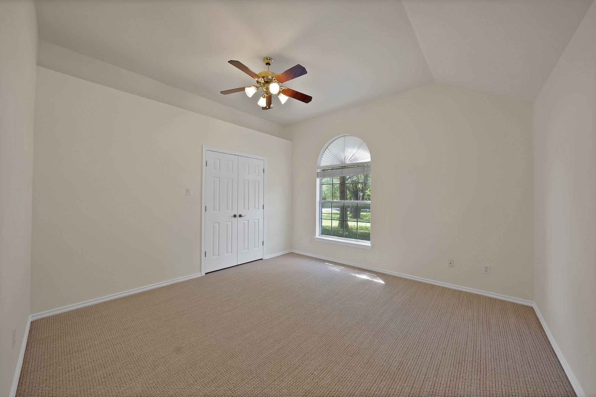 1815 Newport Road Weatherford TX 76086
