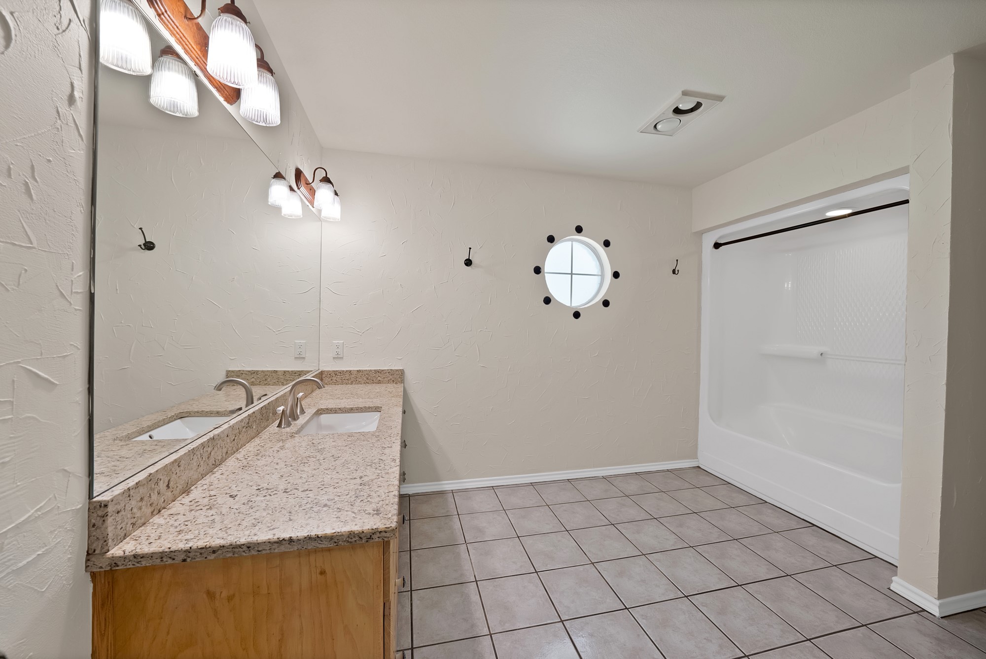 1815 Newport Road Weatherford TX 76086