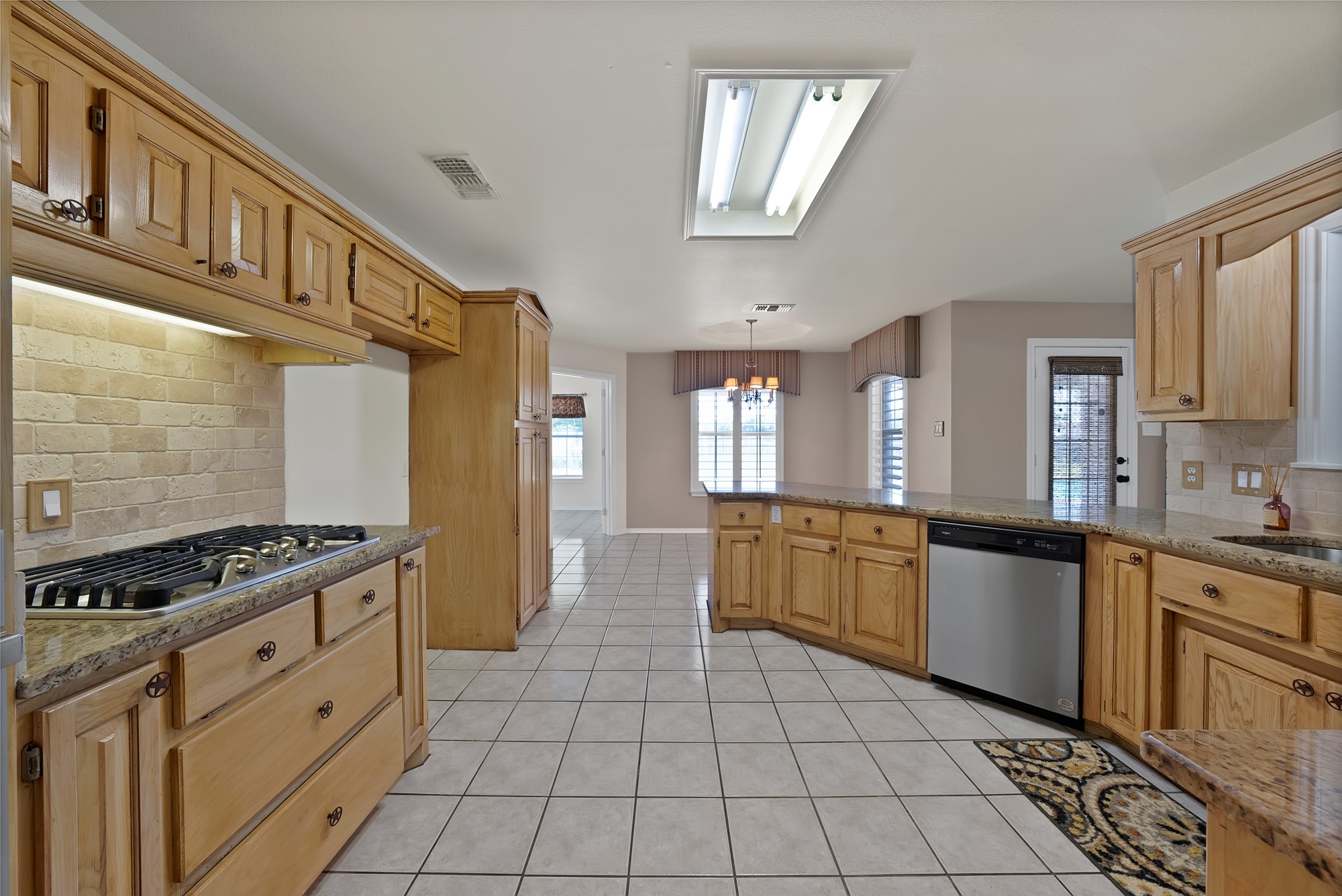 1815 Newport Road Weatherford TX 76086