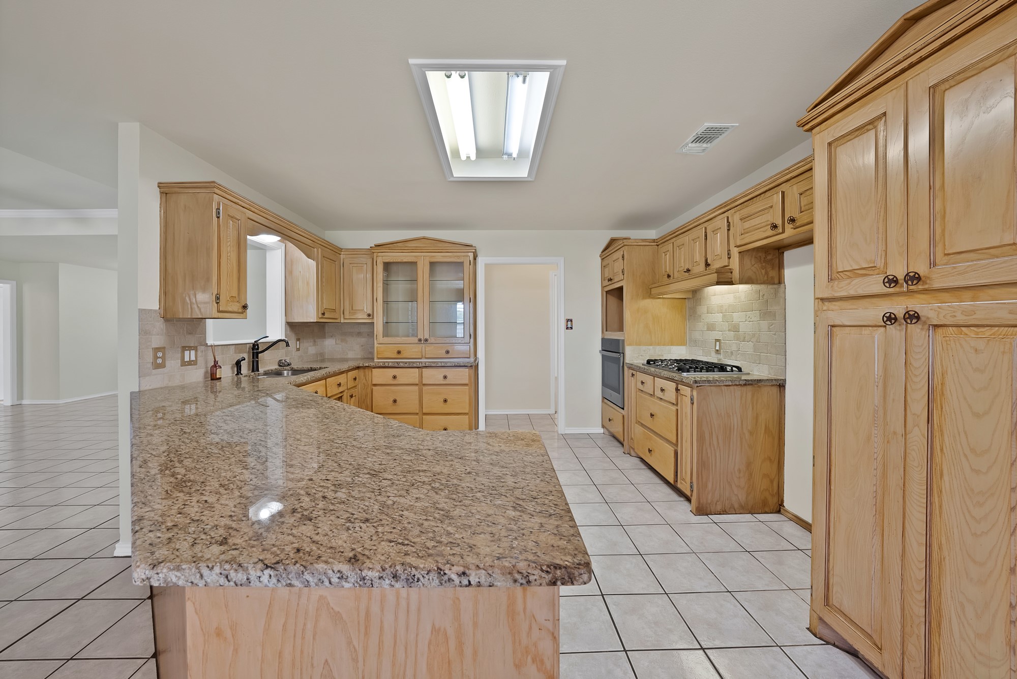 1815 Newport Road Weatherford TX 76086