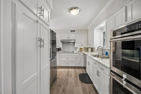 5622 Ledgestone Drive Dallas TX 75214