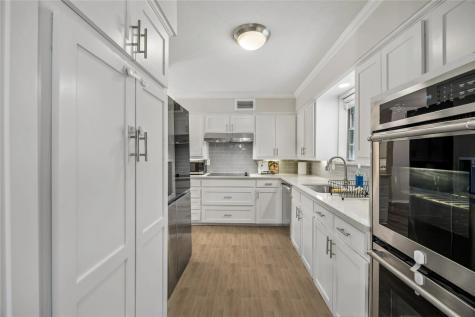 5622 Ledgestone Drive Dallas TX 75214