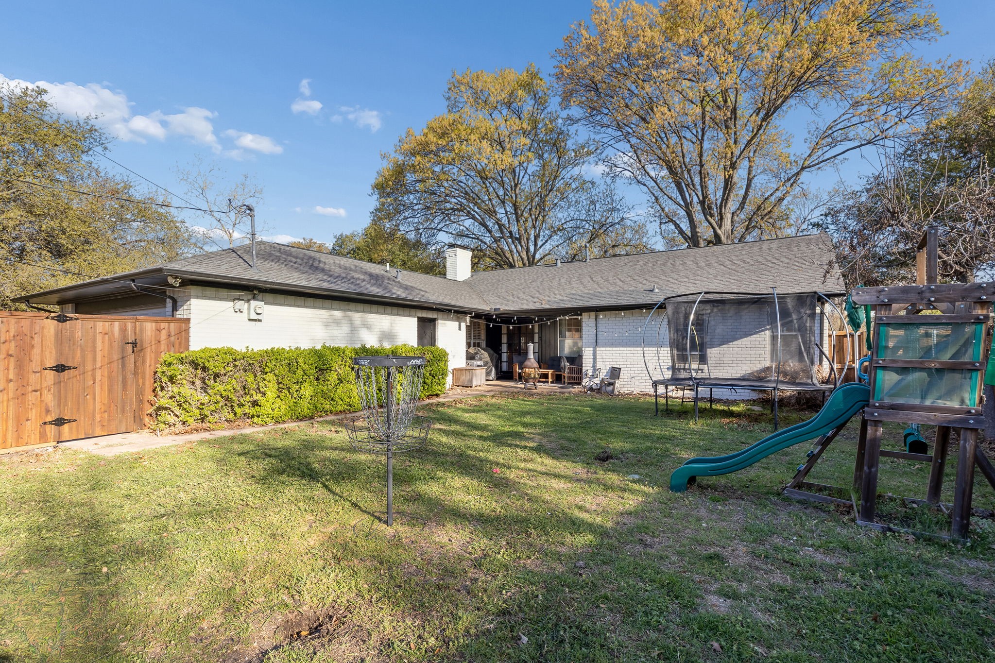 5622 Ledgestone Drive Dallas TX 75214