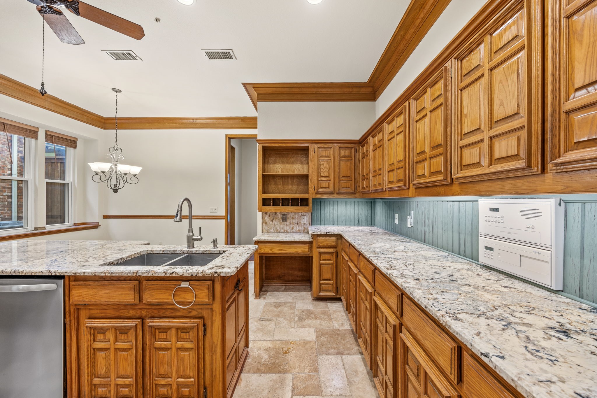 801 Spring Canyon Drive Irving TX 75063