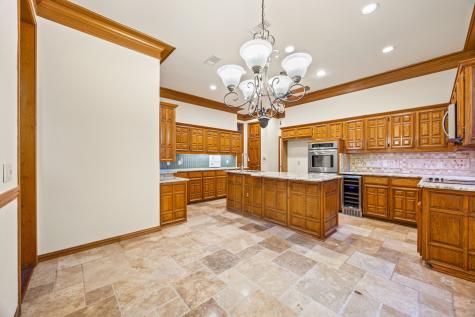 801 Spring Canyon Drive Irving TX 75063