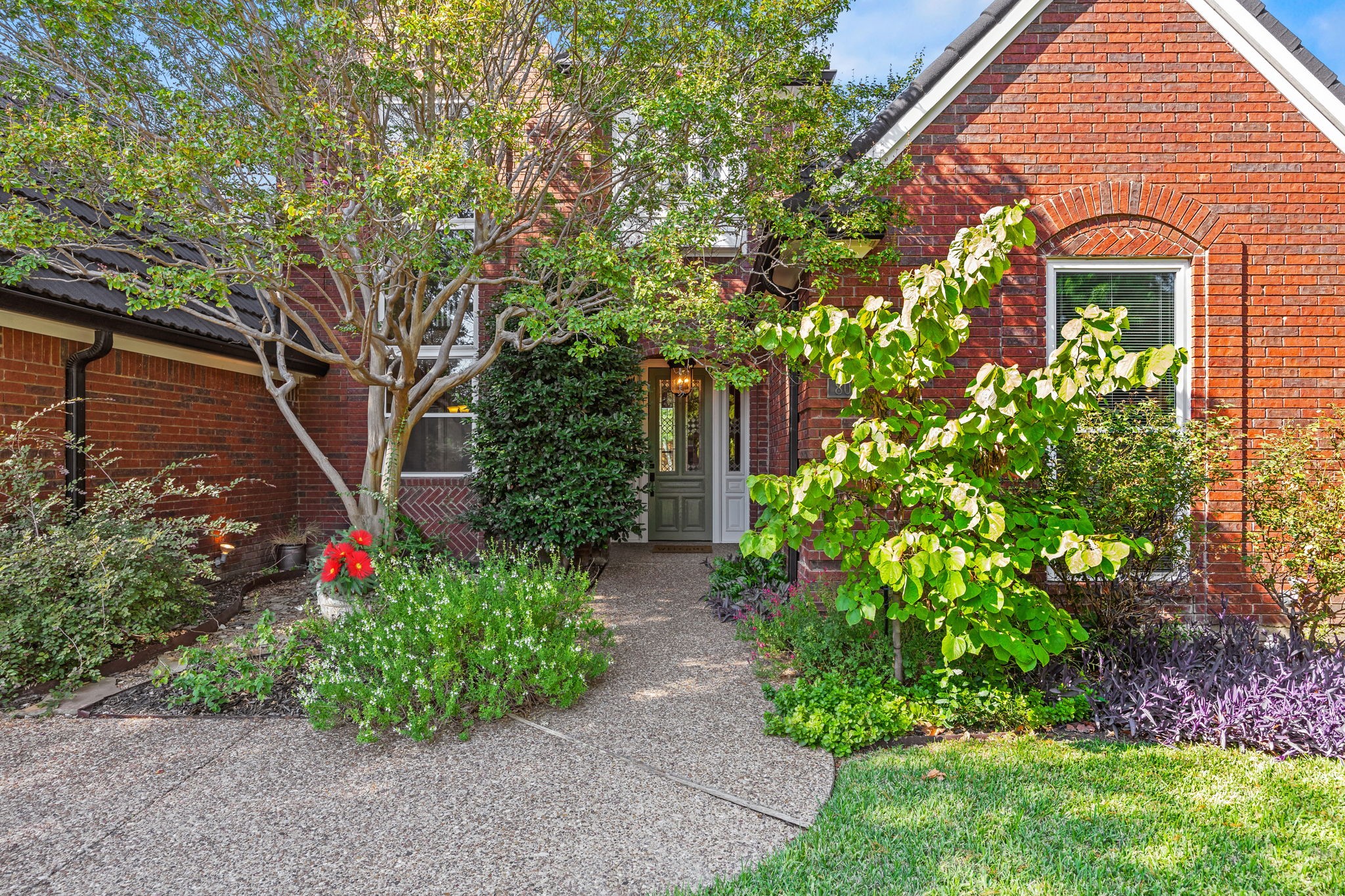 801 Spring Canyon Drive Irving TX 75063