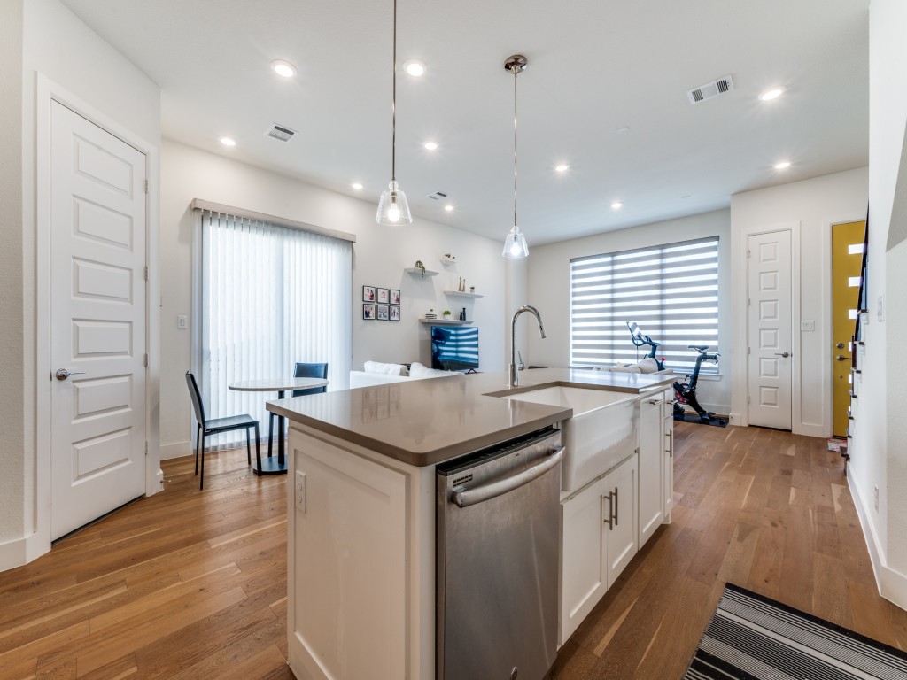 7832 Verona Place Dallas TX 75231