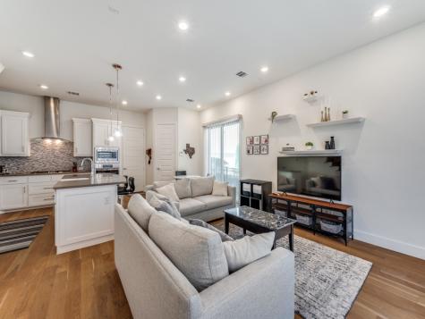 7832 Verona Place Dallas TX 75231