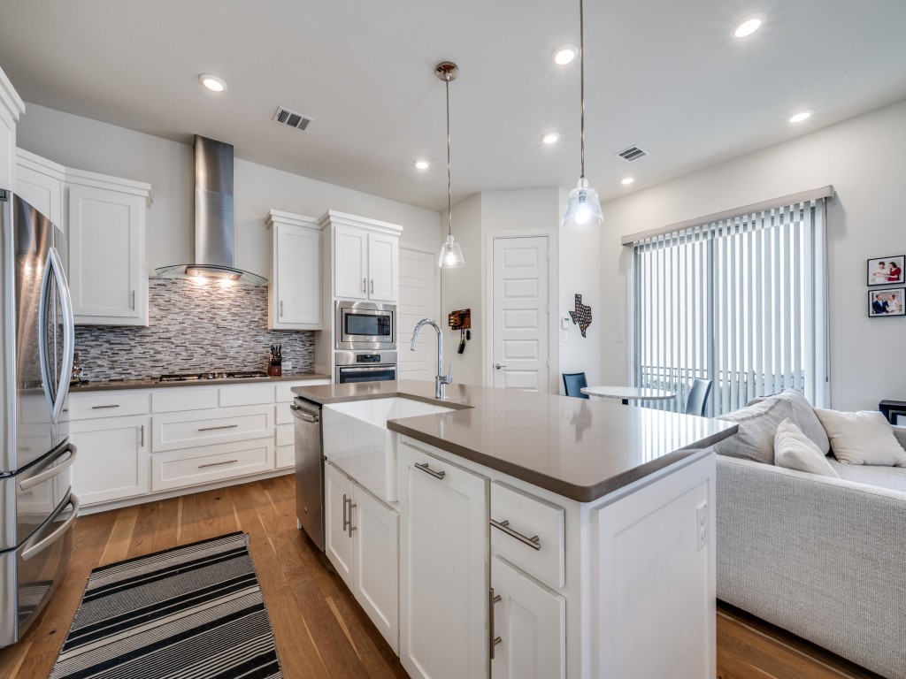7832 Verona Place Dallas TX 75231