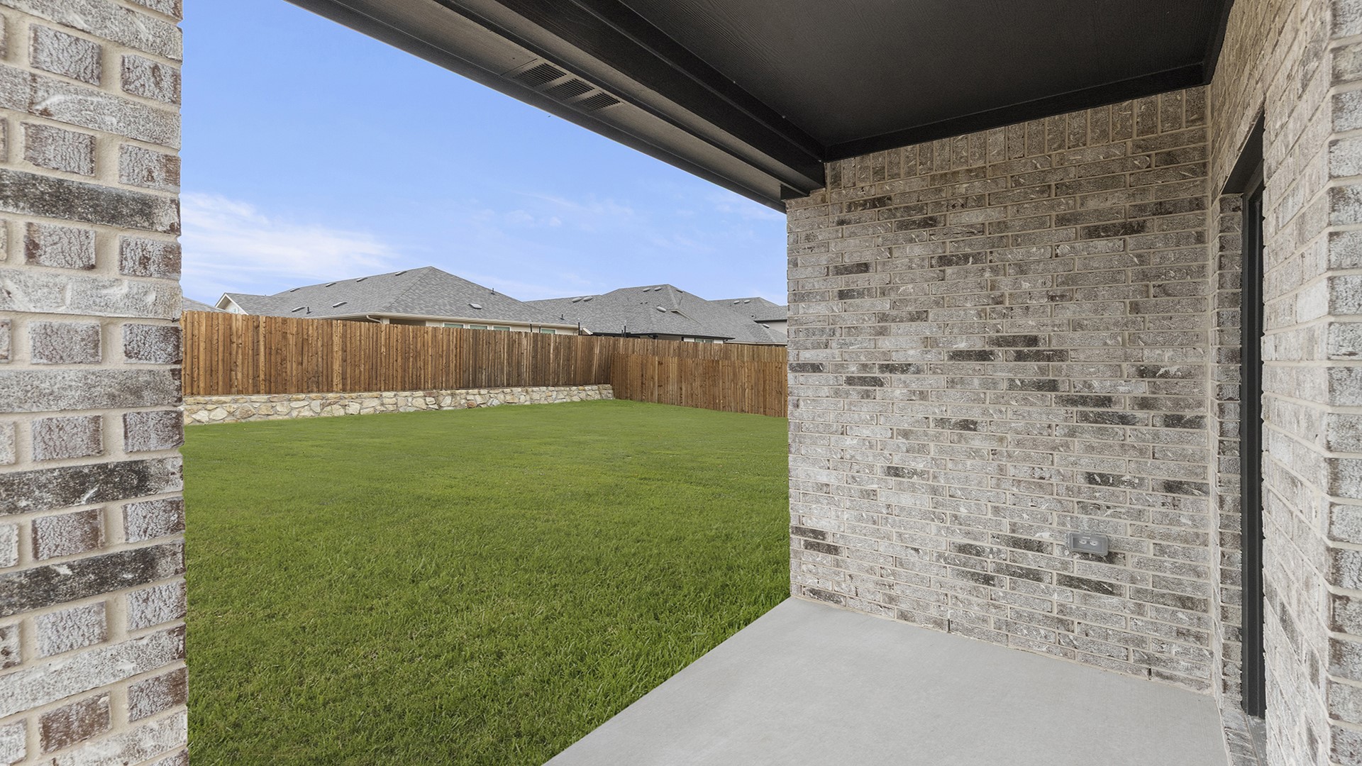 1628 Elle Aubrey TX 76227