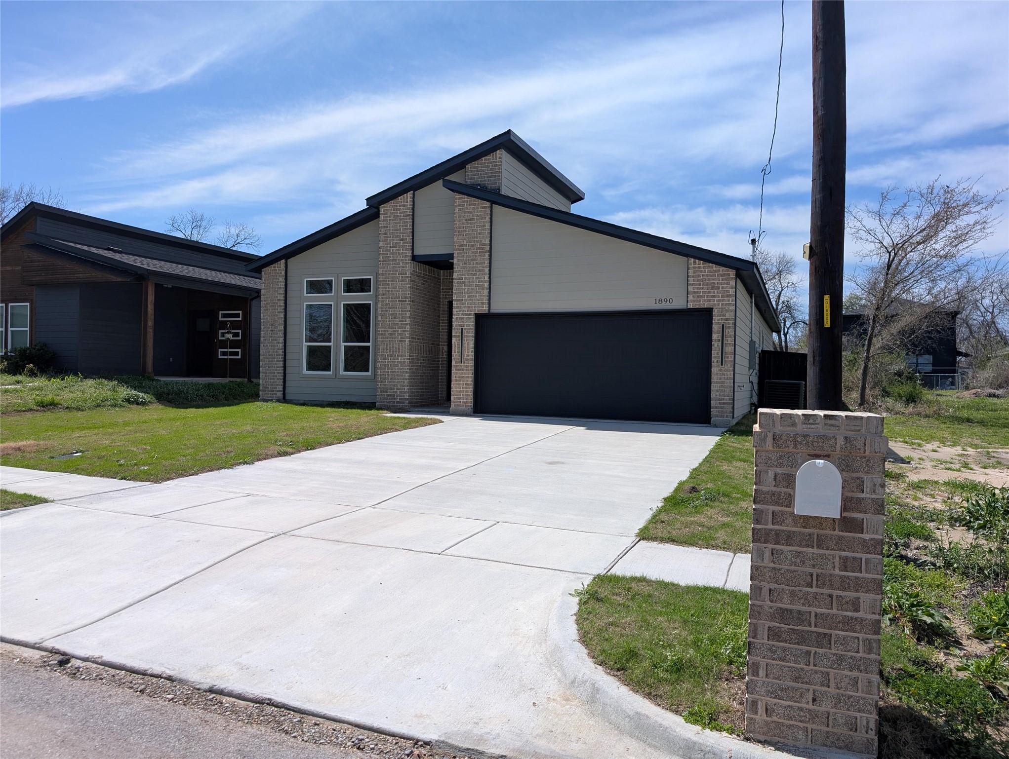 1890 Johnson Street Greenville TX 75401