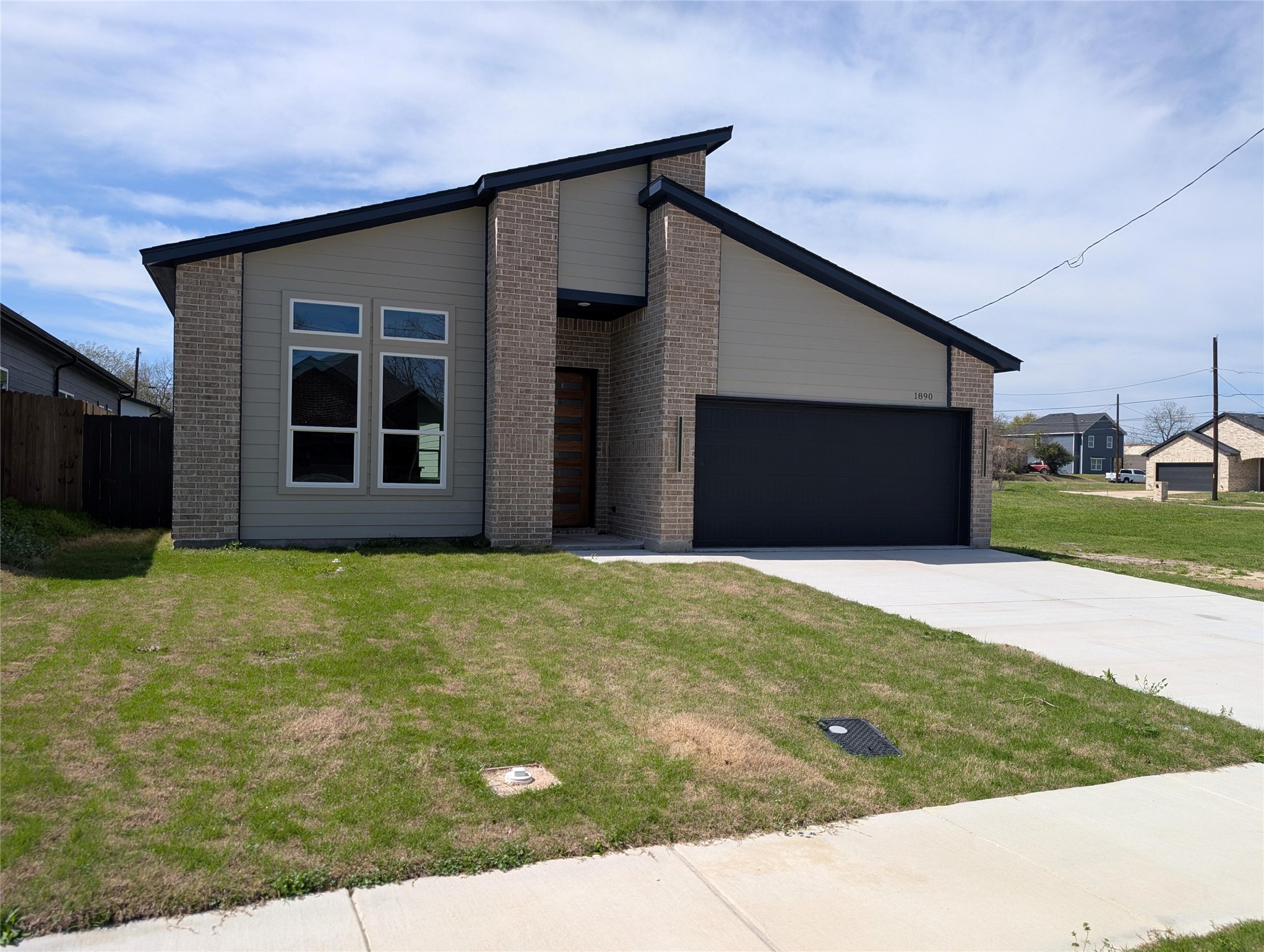 1890 Johnson Street Greenville TX 75401