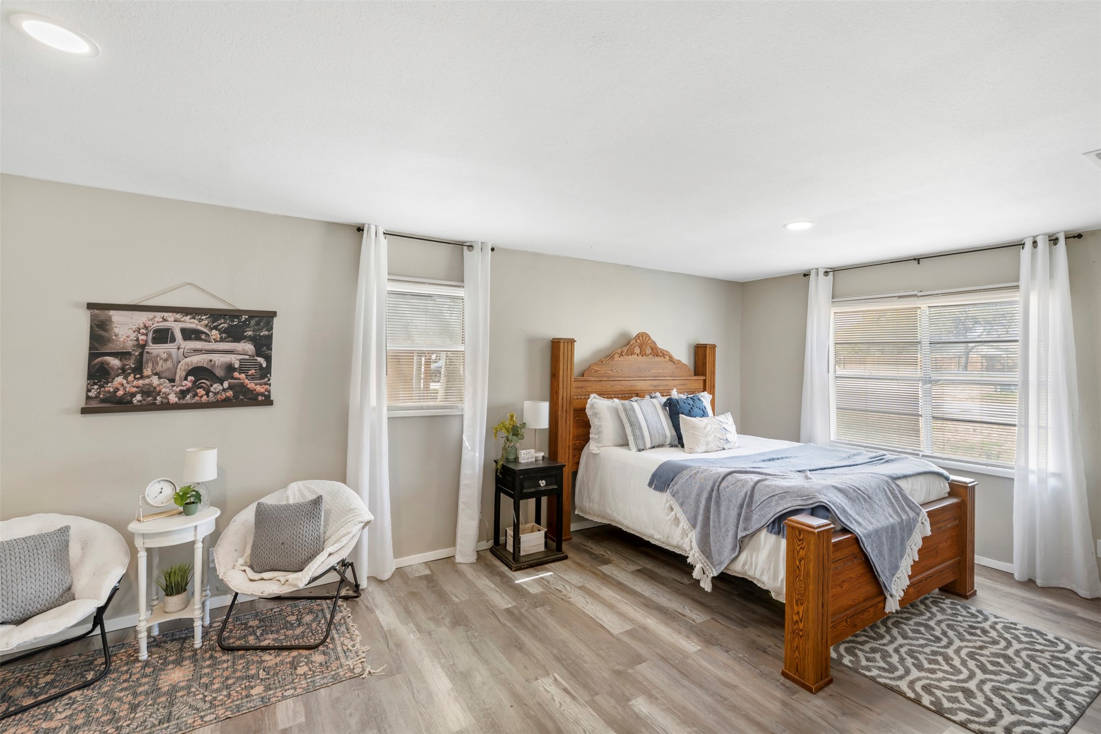 105 W College Street Blooming Grove TX 76626