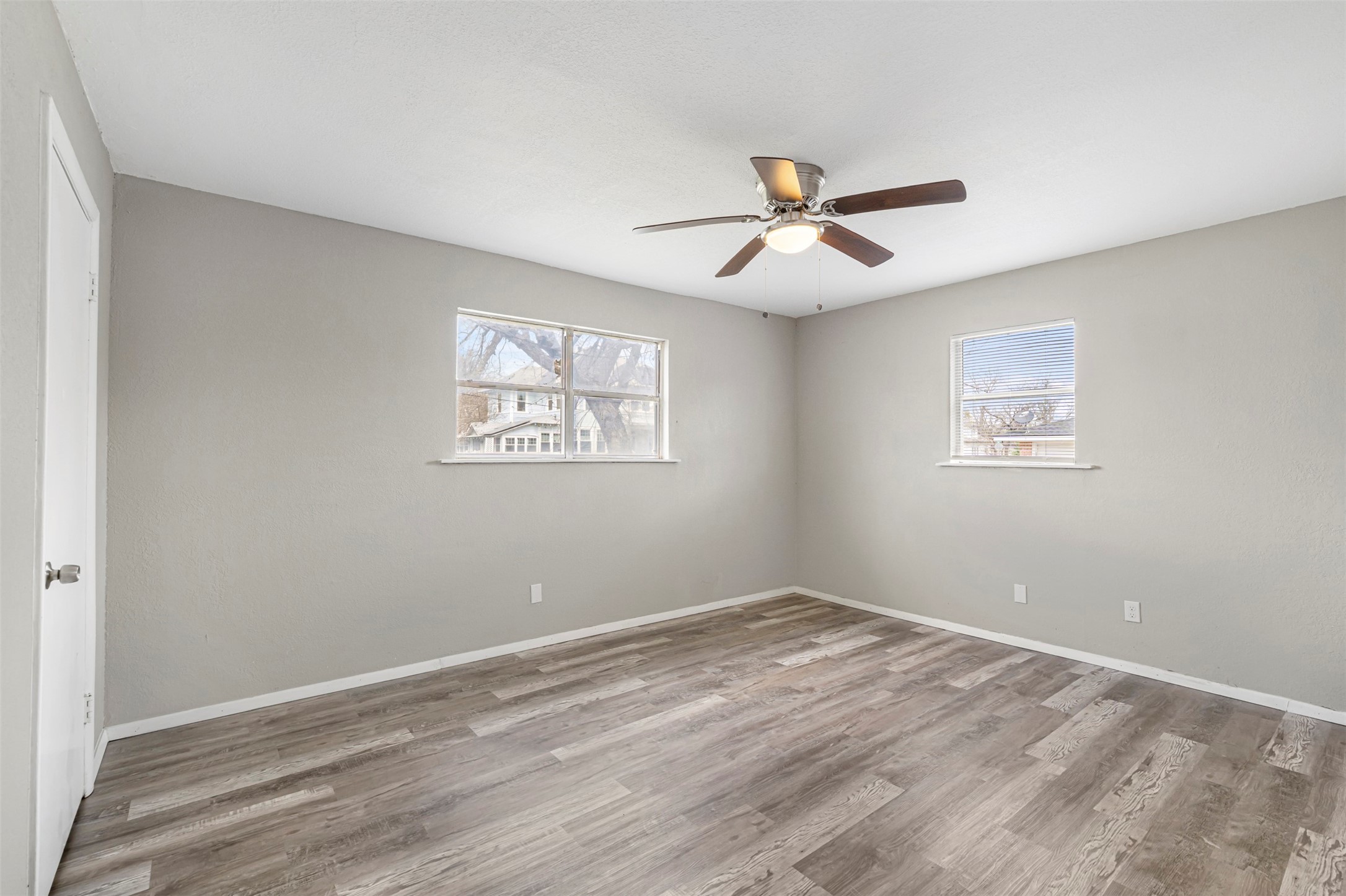 105 W College Street Blooming Grove TX 76626