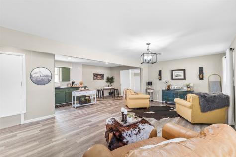 105 W College Street Blooming Grove TX 76626