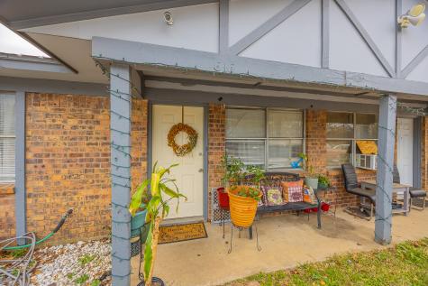 616 W Cedar Arlington TX 76011