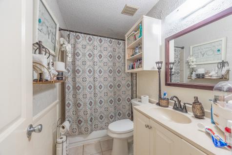 616 W Cedar Arlington TX 76011