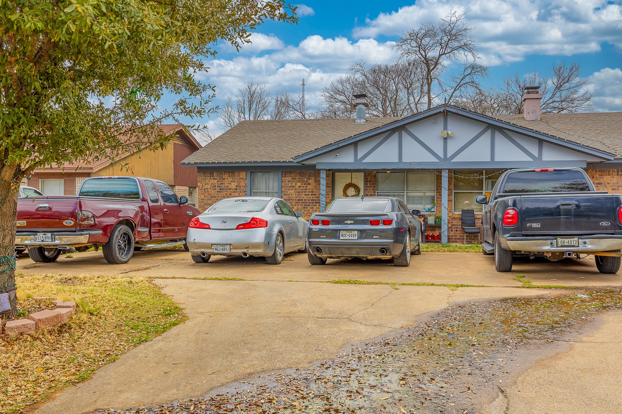 616 W Cedar Arlington TX 76011