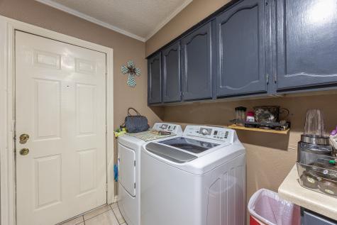 616 W Cedar Arlington TX 76011