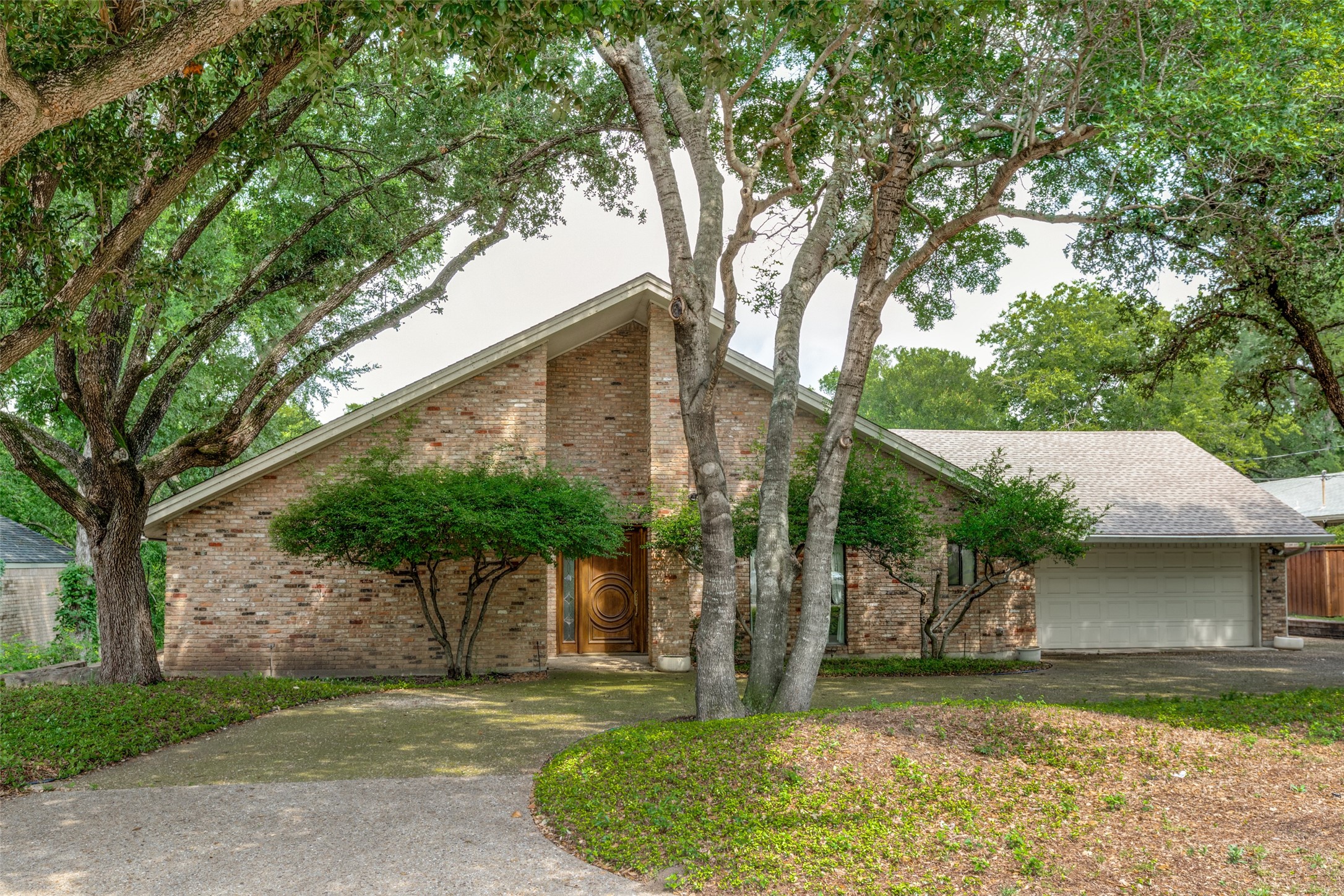 17215 Stedman Drive Dallas TX 75252
