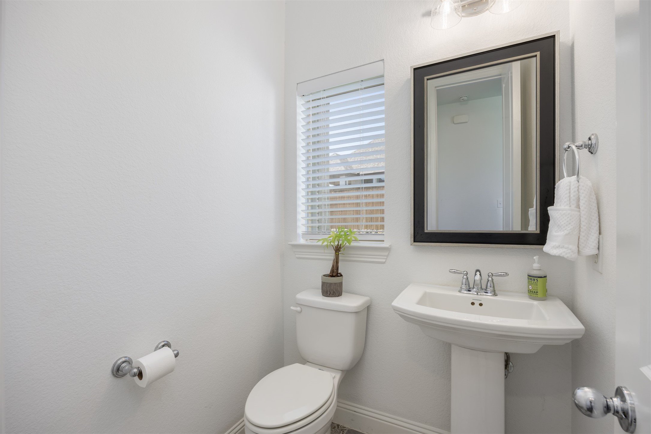 2405 Capitol Place Melissa TX 75454