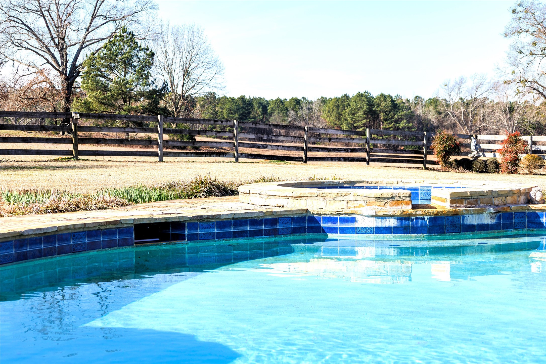 12987 County Road 452 Lindale TX 75771