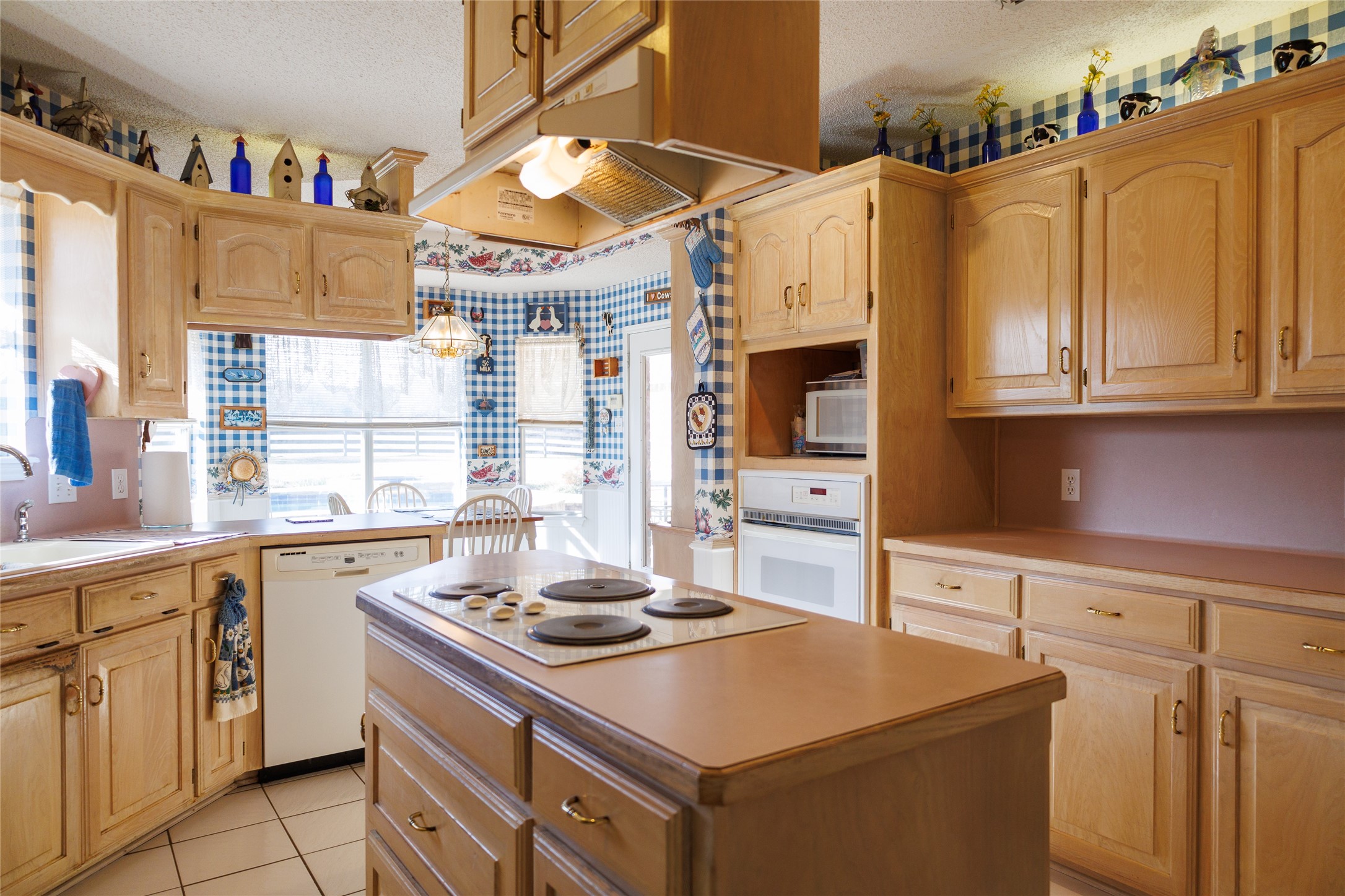 12987 County Road 452 Lindale TX 75771