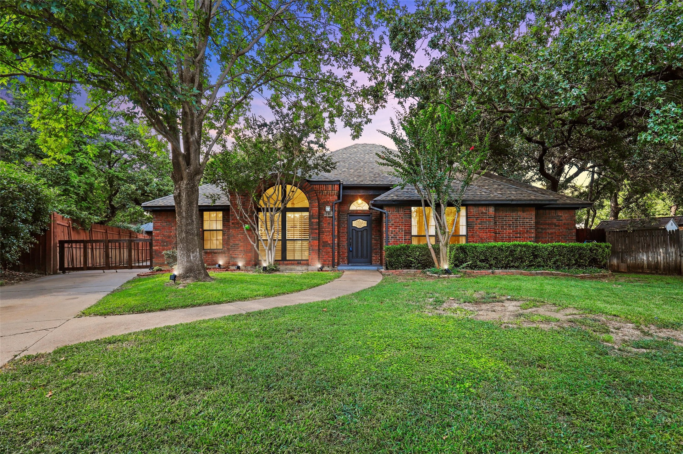 2412 Cross Timbers Trail Arlington TX 76006